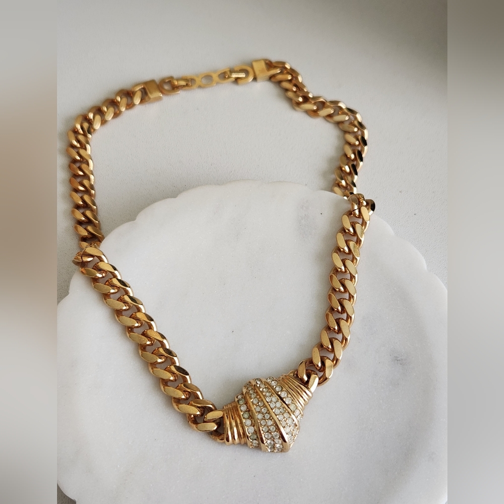 RELISTED - Picture 4 of 5